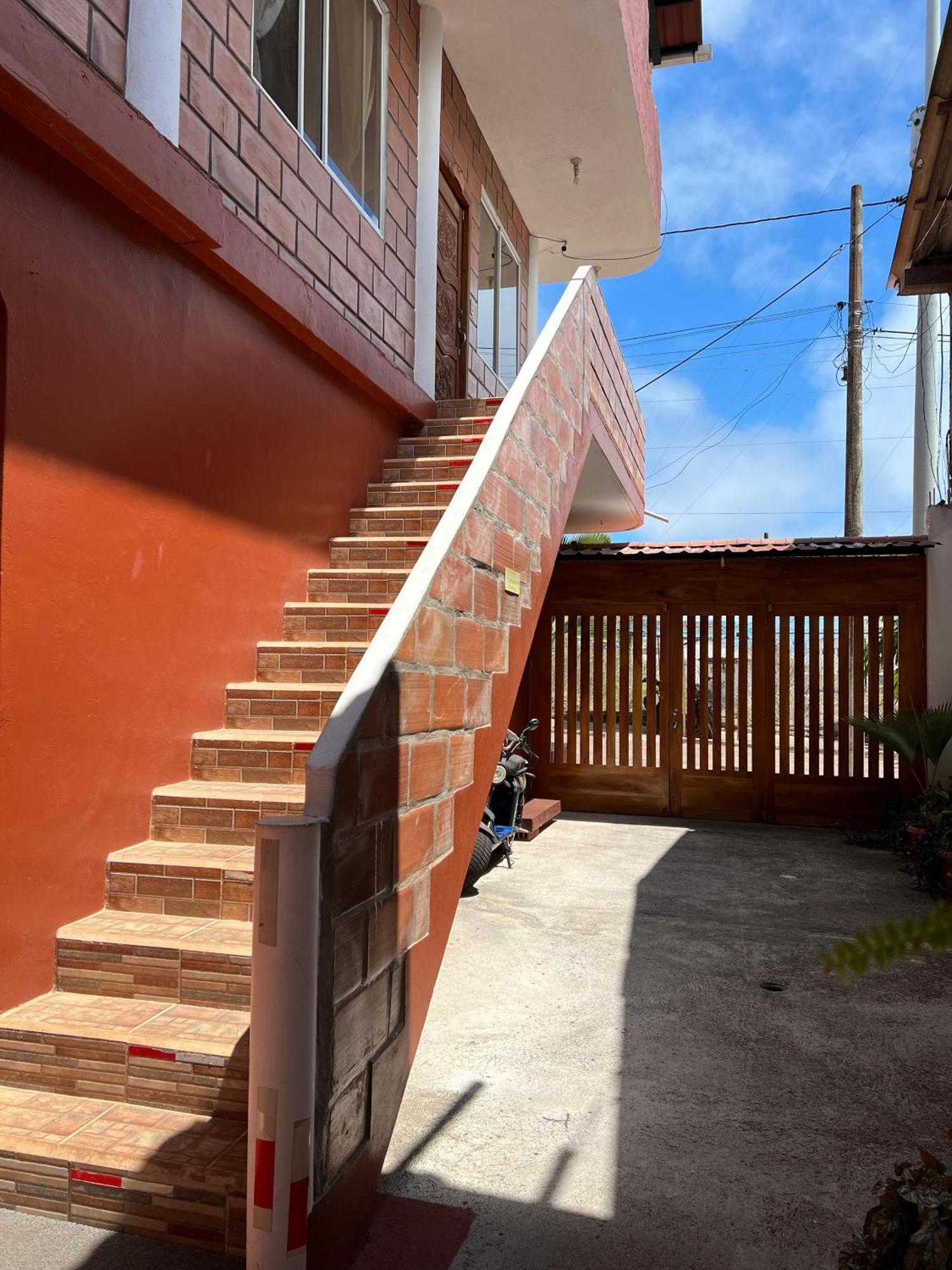 Hostal Cattleya Puerto Baquerizo Moreno Esterno foto
