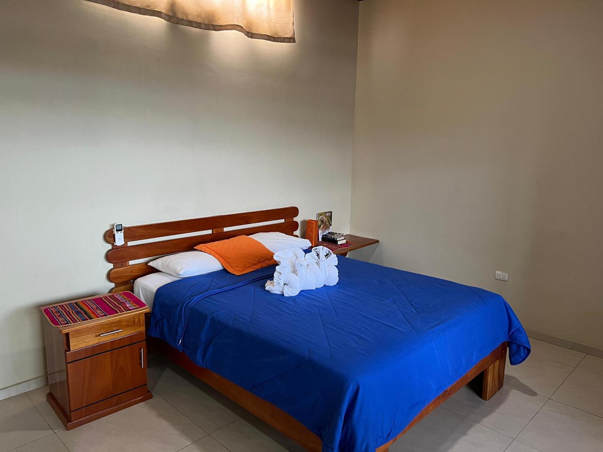 Hostal Cattleya Puerto Baquerizo Moreno Esterno foto