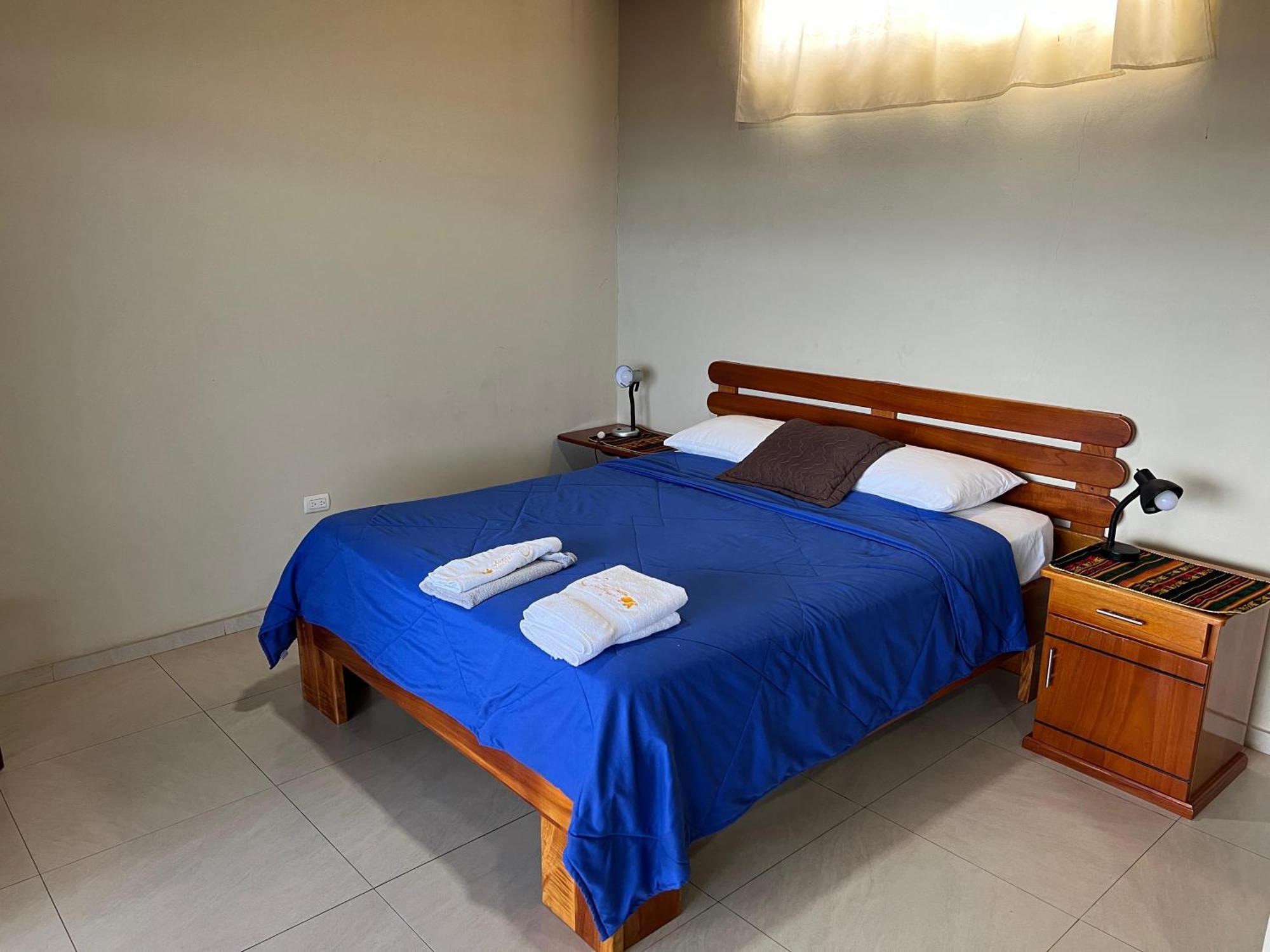 Hostal Cattleya Puerto Baquerizo Moreno Esterno foto