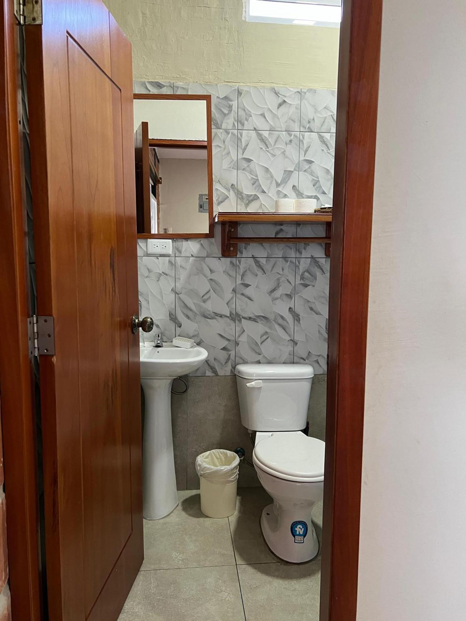 Hostal Cattleya Puerto Baquerizo Moreno Esterno foto